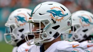 Helmet Miami Dolphins